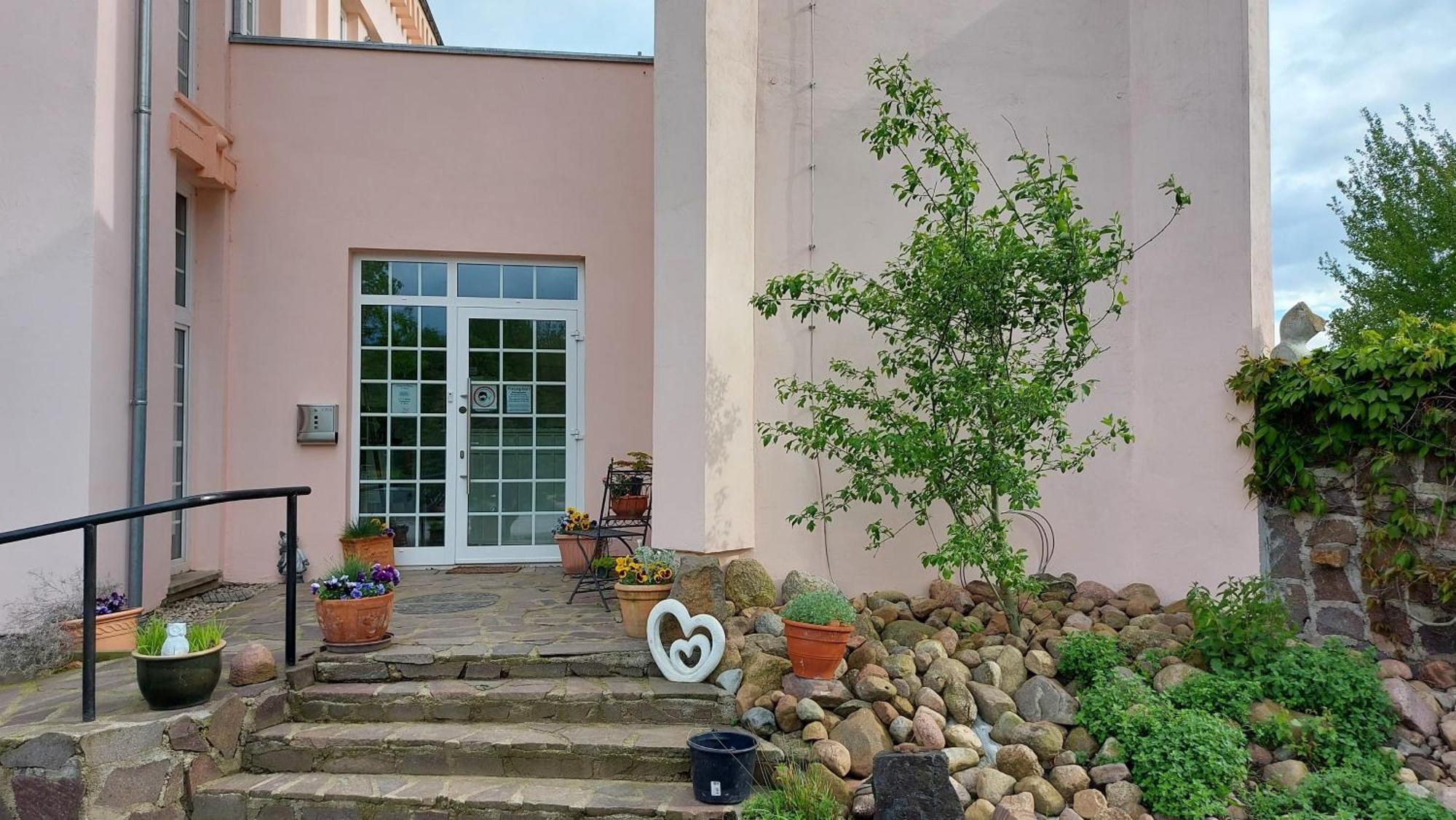 Leipzig Ferienwohnung In Ruhiger Lage Exterior foto